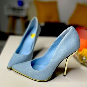 Denim blue stilettos 👠